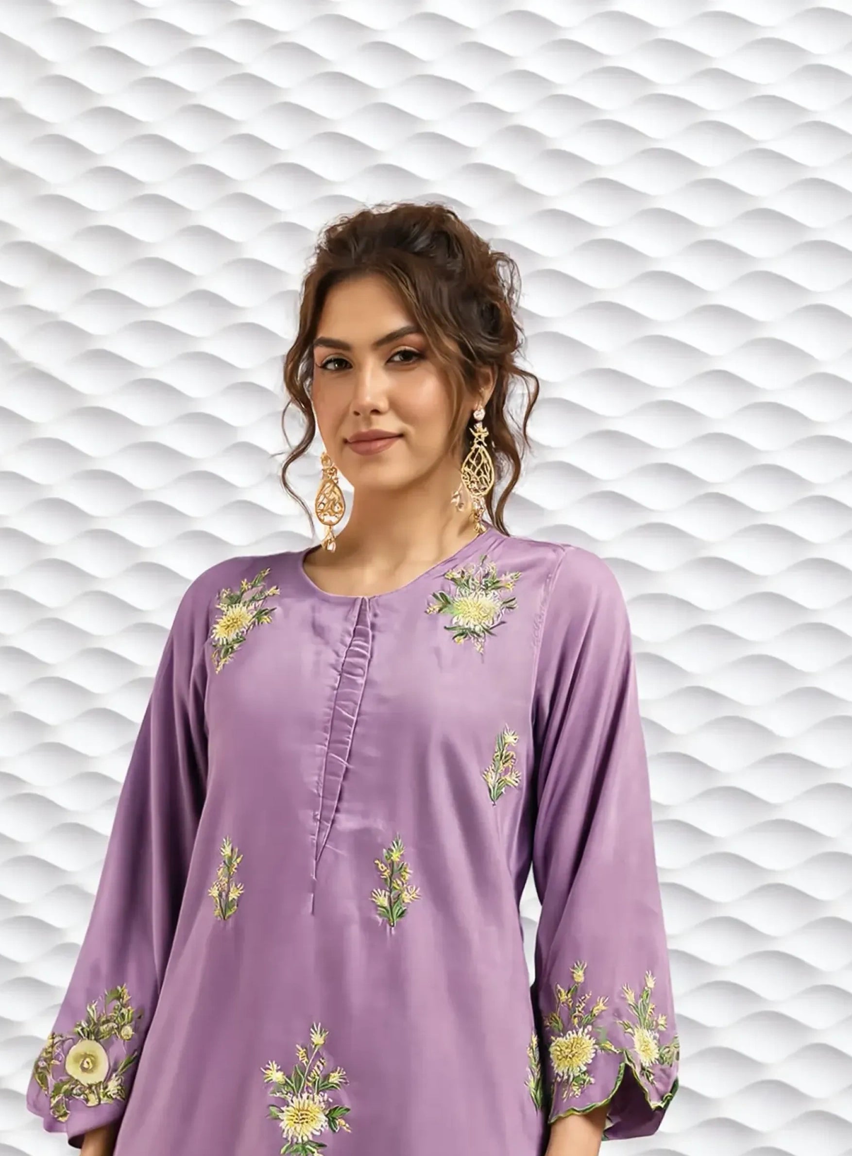 Women's Lilac Embroidered Roman Silk Co-Ord