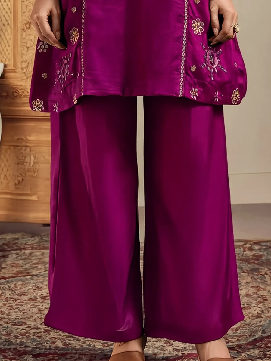 Purple Silk Blend Embroidered Straight Kurta Set with Mirrorwork Choker Net Dupatta