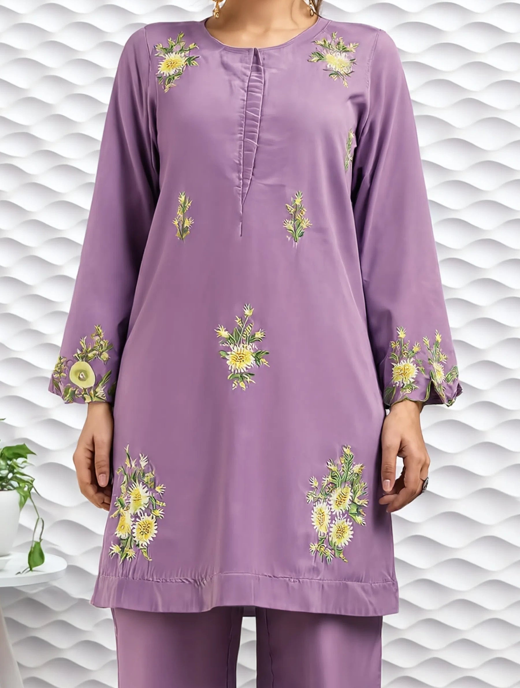 Women's Lilac Embroidered Roman Silk Co-Ord